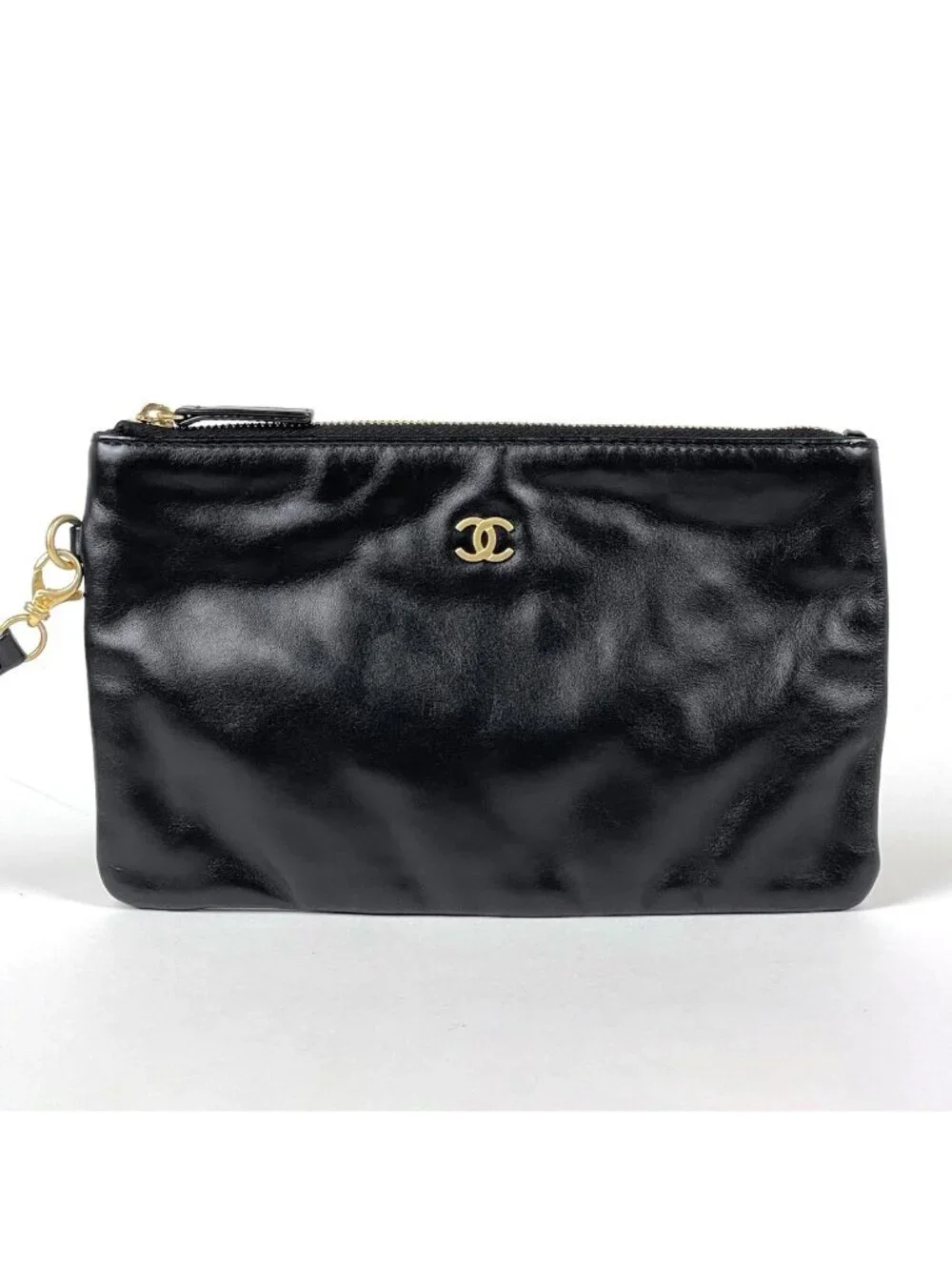 Chanel 22 Small Shoulder Bag Calfskin Black